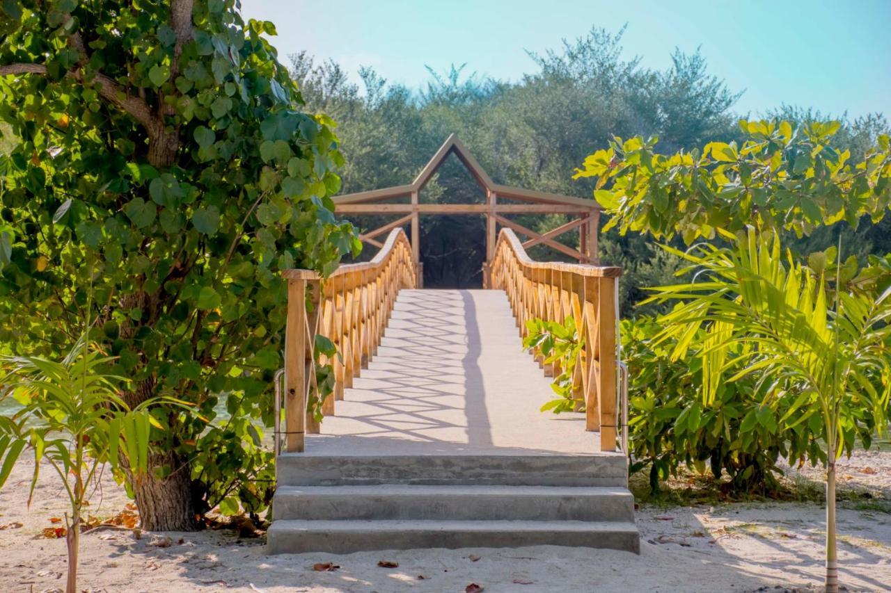 Empyrean Stay, Maldives Thulusdhoo Kültér fotó